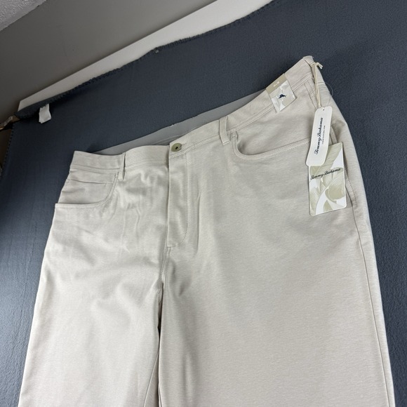 Tommy Bahama Pants Men's 44x30 Beige On Par 5 Pocket Islandzone Golf Stretch NEW